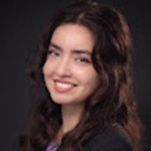 Meet your Posher, Daniela